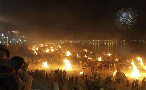 Tradiciones de Málaga Creencias Costumbres Fiestas y Comidas