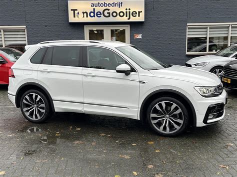 Volkswagen Tiguan 2 0 TSi 190 PK DSG 4Motion Highline R Line EL