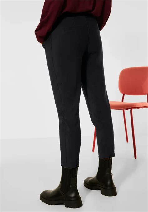 Street One Pantalon En Serg Coupe Ample Pour Femmes En Noir Bonny