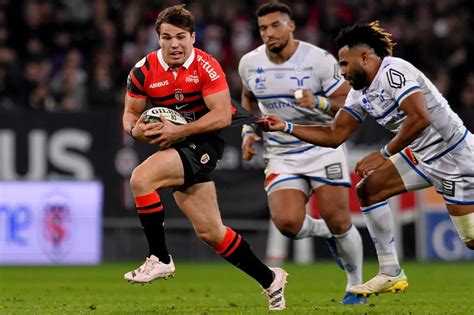 Top 14 Le Castres Olympique S Adjuge Le Derby Face Au Stade Toulousain