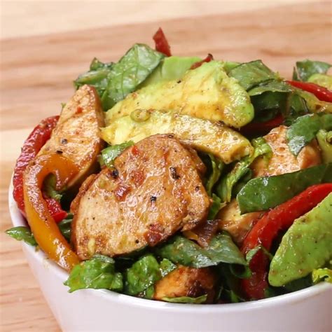 Chicken Fajita Salad Recipe by Maklano