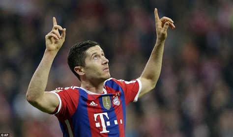 Bayern Munich 2 1 Borussia Dortmund Robert Lewandowski And Arjen