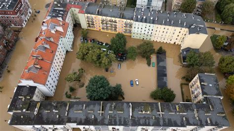 Central Europe Hit By Severe Floods 24 Killed In Romania Poland And