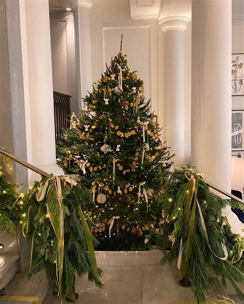 Christmas Decoration Ideas From Top Hotels Worldwide - The Hotel Trotter