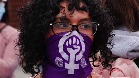 D A De La Mujer Por Qu El Morado Representa El Feminismo N