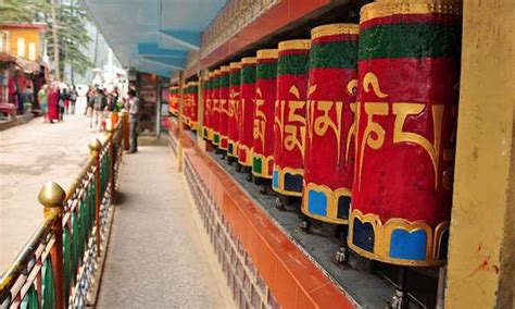 Dalai Lama Temple, Dharamshala | Tsuglagkhang Complex - Holidify