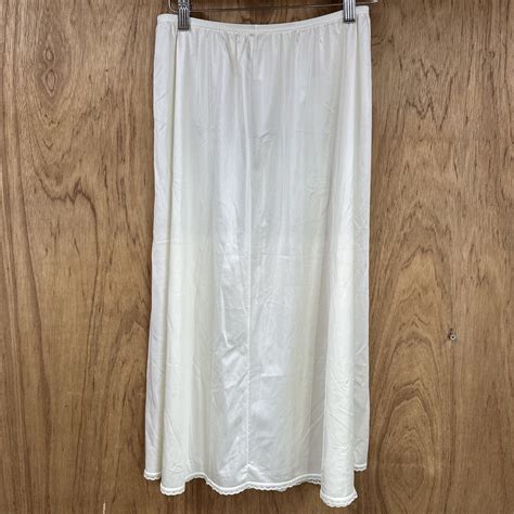 Vintage Vanity Fair Nylon Half Slip Lace Ivory Size L Gem