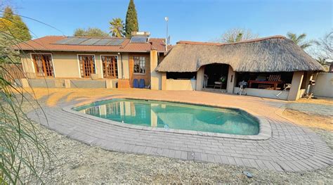 3 Bedroom House For Sale In Vaalpark P24 113085477