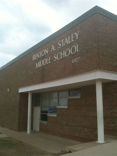 Fowler & Staley Middle Schools. Frisco, TX. – Roland Smith, Author