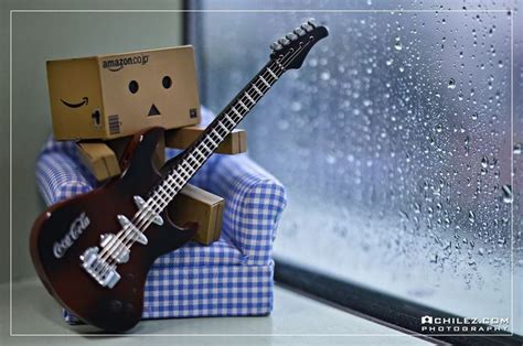 Pin By Hebe On Loveable Danbo Danbo Cartoon Wallpaper Hd Guitar