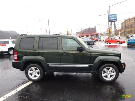 Natural Green Pearl Jeep Liberty Limited X Photo