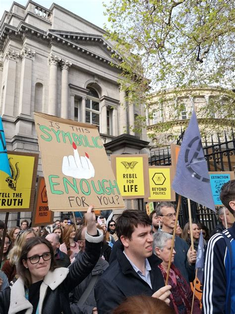 Climate protest @ Irish government : r/pics