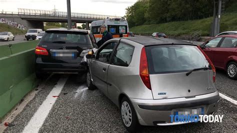 Incidente In Tangenziale A Collegno 7 Maggio 2019 Tamponamento