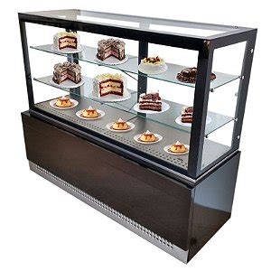 Vitrine Refrigerada para Exposição de Bolos Doces e Bebidas