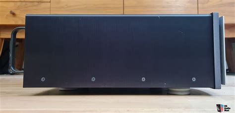 One Vintage Mark Levinson No Monoblock Power Amplifier Read