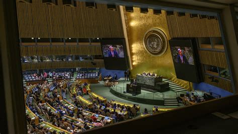 EUA e Reino Unido votam contra resolução da ONU que condena o