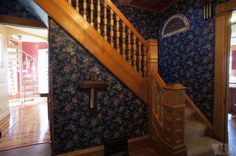 C1880 Queen Anne Victorian Home For Sale W Tower Webster City Ia