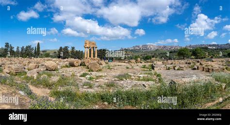 Temple Of Dioscuri Tempio Di Dioscuri Valle Dei Templi Valley Of The