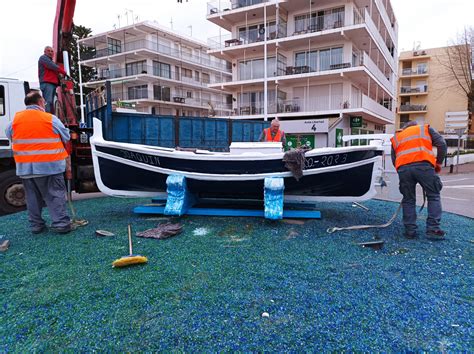 Vuelve el símbolo marinero a presidir la entrada al Arenal