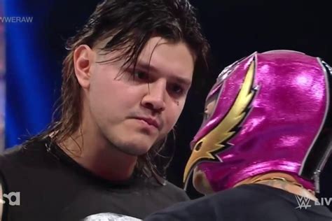 Dominik Mysterio Challenges Rey Mysterio To A Match At WWE WrestleMania ...