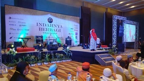 Dongeng Indri Di Acara Kompas Gramedia Hibur 500 Anak Yatim Dan Dhuafa