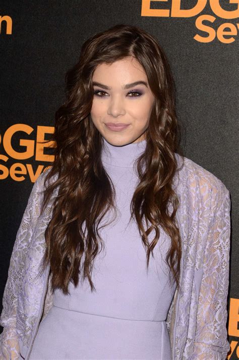 Hailee Steinfeld: The Edge of Seventeen Photocall -28 | GotCeleb