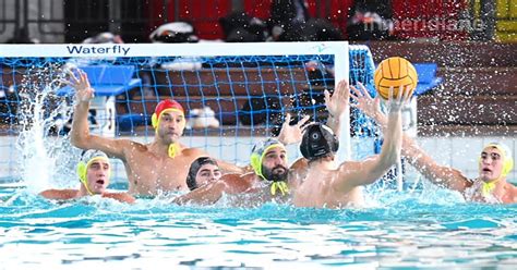 Pallanuoto Trieste Battuta A Siracusa Play Off Pi Lontani