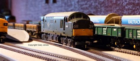 37350 And 37013 Br Green Liveried Class 37 Number 37350 D67 Flickr