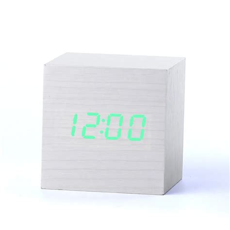 Réveil sans radio Réveil LED en bois horloge externe numérique