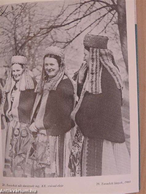 Gáborján Alice Magyar Népviseletek Corvina Könyvkiadó 1969