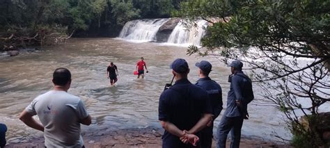 Corpo de jovem que morreu afogado em Dois Irmãos é encontrado durante a