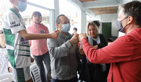 Fernando Gray Junto A Vecinas Y Vecinos Del Barrio Las Colinas De Monte