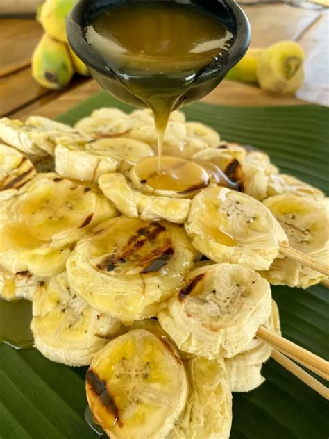 Easy Thai Grilled Bananas With Coconut Caramel Sauce