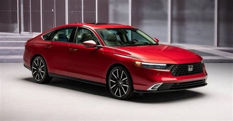 Top các mẫu xe ôtô hybrid đáng tiền trong năm 2023