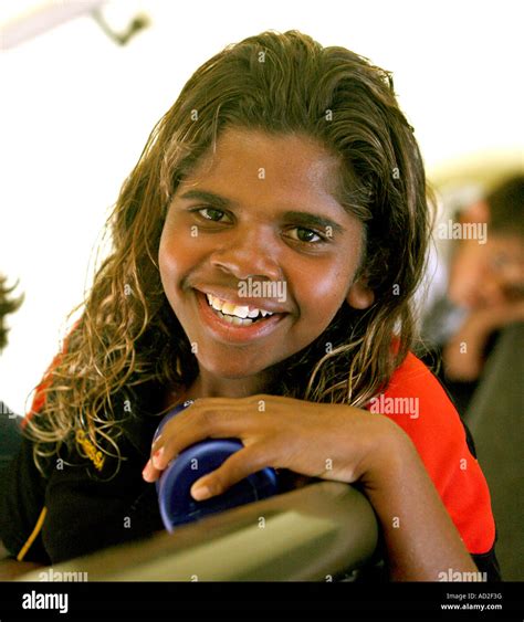 A Beautiful Smiling Young Aboriginal Girl Stock Photo Alamy