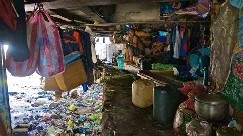 In Photos Filipinos Living Under A Bridge Talk About What They Want