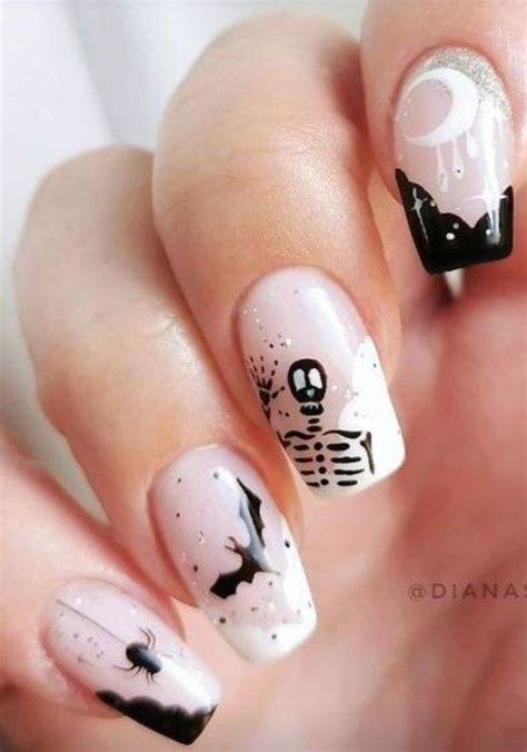 30 Simple Yet Pretty Short Halloween Nails For Spooky Season