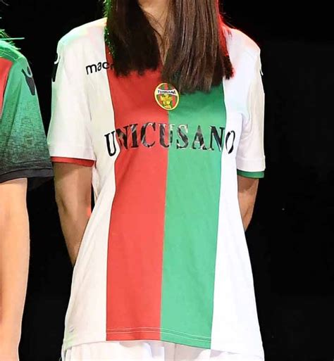 Ternana Away Kit