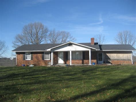 825 Oregon Rd Versailles Ky 40383 Mls 24000647 Redfin