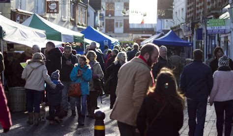 Petersfield Christmas Market – Eliot Finch – the alternative