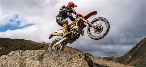 tips offroad motor trail injeksi trial game