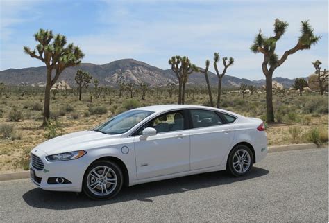 2016 Ford Fusion Energi Review Green Without The Compromises