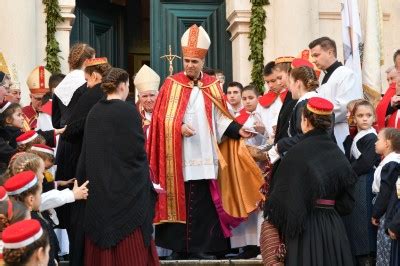 Odr Ana Ceremonija Otvorena Festa Sv Vlaha Budimo Poput Sv