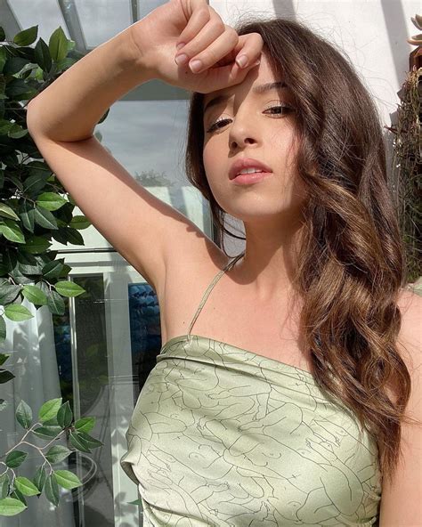 Rt If You Like ️ Model Pokimane 𝐁𝐨𝐧𝐞𝐫 𝐀𝐥𝐞𝐫𝐭 ‼ Babezdap