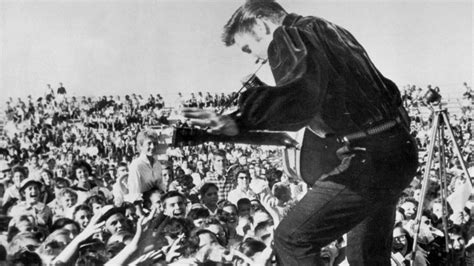 What It Was Really Like To Be An Elvis Presley Fan In The 1950s