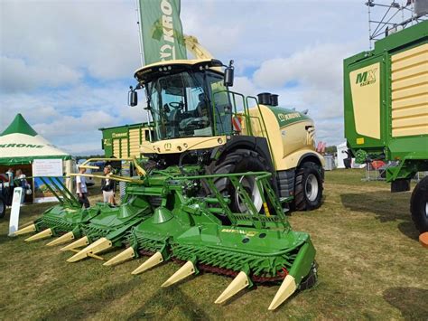 Sieczkarnia KRONE BIG X 680 Agro Show Bednary 2023 Big Show