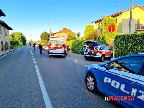 Auto Infilzata Dal Guardrail IlPiacenza