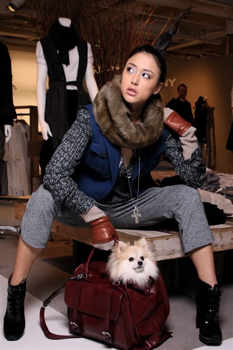 THE CENTRE FRONT- by A4: Donna Karan New York (DKNY)