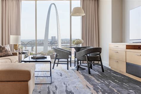 Four Seasons Hotel St. Louis Launches New Suite Experiences Program