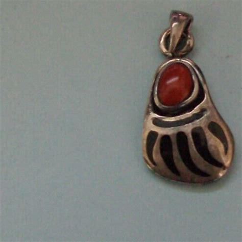 Vintage Southwestern Sterling Silver Bear Claw W Coral Gemstone